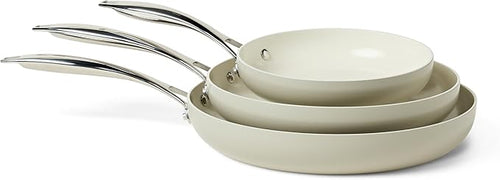 Amazon Basics Ceramic Nonstick Cookware, 3-Piece Set of Frying Pans, All by AmazonBasics